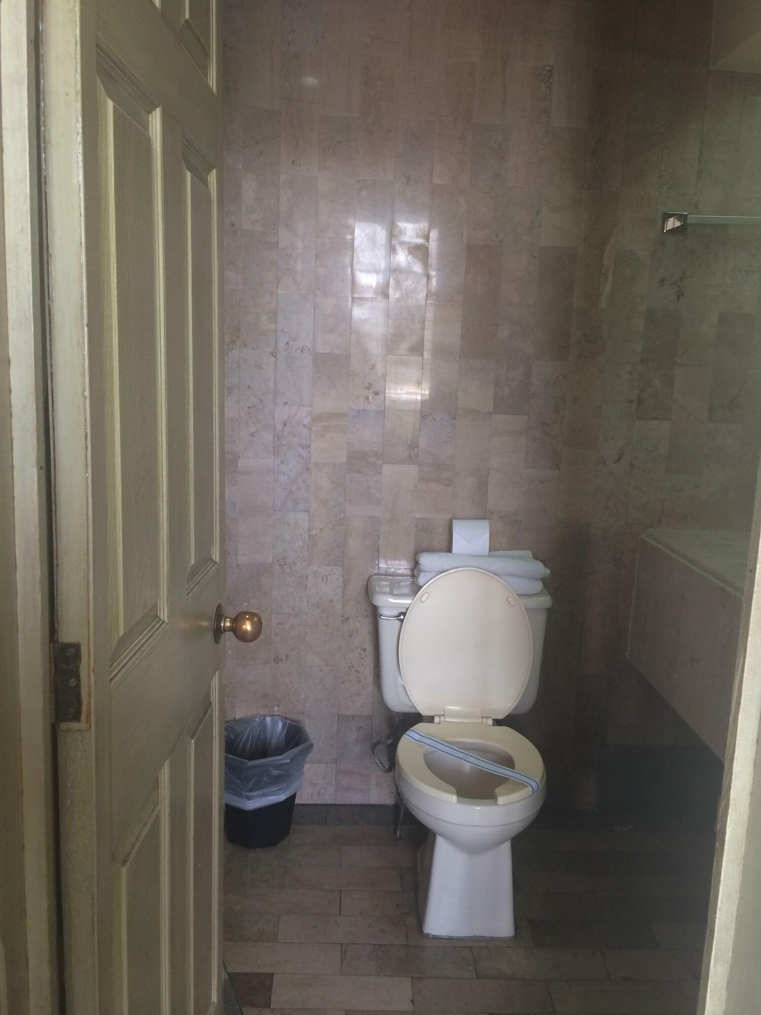 Oyo Nueva Galicia Guadalajara Exterior foto